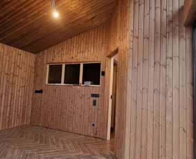 Karkasinių namų, terasų, sandėliukų statyba, stogų dengimas. / MB Vinis Medinis / Darbų pavyzdys ID 3846345
