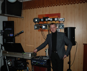 Muzikantai šventėms. - Muzikantai, dainininkai, grupės - 4 Muzikantai, dainininkai, grupės - Muzikantai šventėms. - 4