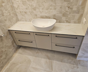 Nestandartinių ir standartinių kietų baldų gamyba - Vonios baldų gamyba - 4 Vonios baldų gamyba - Nestandartinių ir standartinių kietų baldų gamyba - 4