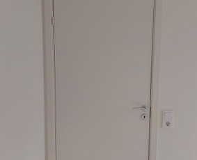 Vidaus apdailos,staliaus,elektros,santechnikos darbai. - Durų montavimas - 1 Durų montavimas - Vidaus apdailos,staliaus,elektros,santechnikos darbai. - 1