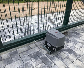 Pigiausi pakeliami segmentiniai garažo vartai Lietuvoje / MB Vyris ir Ko / Darbų pavyzdys ID 3855977