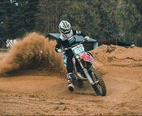 Motociklų treniruotės/mokymai Moterims - Sportas, treniruotės - 3 Sportas, treniruotės - Motociklų treniruotės/mokymai Moterims - 3