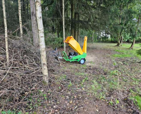 Šakų smulkintuvo nuoma Benzinas ir dyzelis Forst / Herteksa MB / Darbų pavyzdys ID 3863915