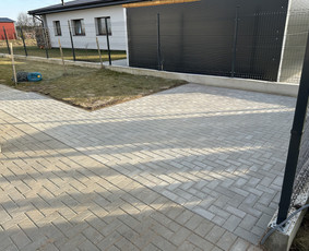 Trinkelių klojimas,vejos laistymo įrengimas,gerbuvio darbai / MB KLOTEKA / Darbų pavyzdys ID 3864069