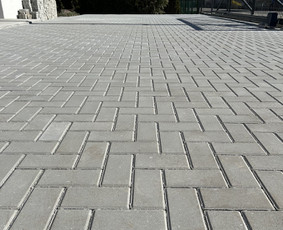 Trinkelių klojimas,vejos laistymo įrengimas,gerbuvio darbai / MB KLOTEKA / Darbų pavyzdys ID 3864095