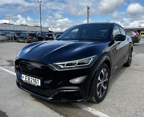 Automobilių nuoma su vairuotoju - Automobilių nuoma - 1