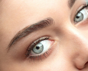 Profesionalus makiažas,grimas,sušukavimas,antakių dizainas - Antakių korekcija - 2 Antakių korekcija - Profesionalus makiažas,grimas,sušukavimas,antakių dizainas - 2