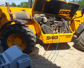 Kondicionierių pildymas - Kondicionierių patikra, remontas, pildymas - 3