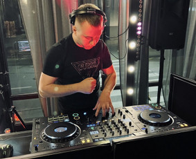 Vedėjas Benjaminas ir Dj - Krikštynų vedimas - 4 Krikštynų vedimas - Vedėjas Benjaminas ir Dj - 4
