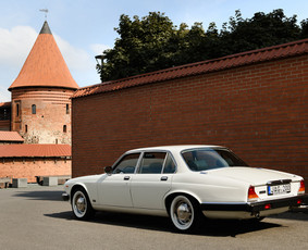 Klasikinių Jaguar Xj ir Cadillac Deville nuoma / Vilmantas Bulaka / Darbų pavyzdys ID 3886184