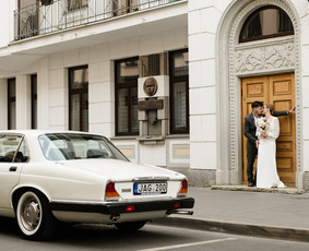 Klasikinių Jaguar Xj ir Cadillac Deville nuoma / Vilmantas Bulaka / Darbų pavyzdys ID 3886244
