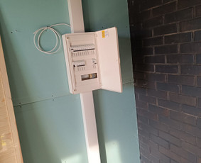 Elektrikas nuo įvado iki lemputės - Elektrikai, elektros darbai - 4 Elektrikai, elektros darbai - Elektrikas nuo įvado iki lemputės - 4