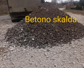 Vežame Vilniaus r. grunto pakėlimą, skaldą, žvyrą, ir kitą! - Betono skalda - 1 Betono skalda - Vežame Vilniaus r. grunto pakėlimą, skaldą, žvyrą, ir kitą! - 1