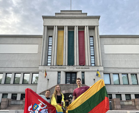 Gidė - kelionių vadovė (lietuvių/anglų kalba) / Monika Nakaitė / Darbų pavyzdys ID 3889596