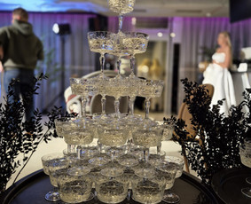 Minimalistinis ir elegantiškas šampano staliukas / Simona Žilė / Darbų pavyzdys ID 3893608