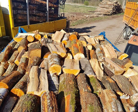 Malkos Žemaitijoje - Šiluma, Kurią Pajusite Iš Karto! - Malkos: gamyba, pristatymas - 2 Malkos: gamyba, pristatymas - Malkos Žemaitijoje - Šiluma, Kurią Pajusite Iš Karto! - 2