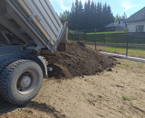 Vežame smėlį žvyrą,skaldą,bei kitas biriąsias medž - Juodžemis - 1 Juodžemis - Vežame smėlį žvyrą,skaldą,bei kitas biriąsias medž - 1