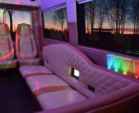 Limuzinų nuoma, transportas vestuvėms - Vipbus Party bus paslauga - 2
