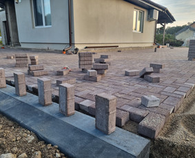 Trinkelės , rombo tvoros , gerbuvis žemės frezavimas - Polių gręžimas - 3 Polių gręžimas - Trinkelės , rombo tvoros , gerbuvis žemės frezavimas - 3
