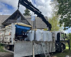 Krovinių pervežimas - Fiskaro nuoma manipuliatorius savivartis krovinių pervežimas - 4