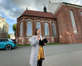 Gidė - kelionių vadovė (lietuvių/anglų kalba) / Monika Nakaitė / Darbų pavyzdys ID 3904224