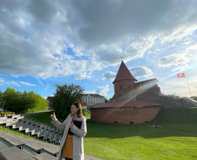 Gidė - kelionių vadovė (lietuvių/anglų kalba) / Monika Nakaitė / Darbų pavyzdys ID 3904236