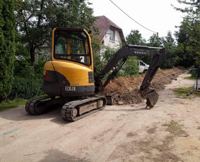 Fiskaras, fiskaro paslaugos - 3t Mini ekskavatoriaus nuoma su graztu - 3