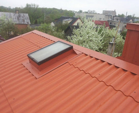 Stogdengys,skardinimas,lankstinių gamyba, pakalimai - Stoglangių montavimas - 1 Stoglangių montavimas - Stogdengys,skardinimas,lankstinių gamyba, pakalimai - 1