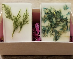 Natūralus muilas su nerafinuotais aliejais ir ožkos pienu, 110g
www.villagemade.lt