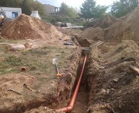 Trinkelių klojimas, veja, drenažo įrengimas. Apželdinimas - Drenažo įrengimas - 2 Drenažo įrengimas - Trinkelių klojimas, veja, drenažo įrengimas. Apželdinimas - 2