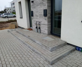 Trinkelių klojimas, veja, drenažo įrengimas. Apželdinimas - Laiptai iš trinkelių - 1 Laiptai iš trinkelių - Trinkelių klojimas, veja, drenažo įrengimas. Apželdinimas - 1