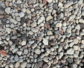 Juodžemis, smėlis, žvyras, skalda, atsijos. Nuo 1m³-18m³ - Akmenys - 1 Akmenys - Juodžemis, smėlis, žvyras, skalda, atsijos. Nuo 1m³-18m³ - 1