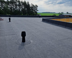 Plokščių stogų dengimas ir remontas prilydoma danga / Vytautas Klimašauskas / Darbų pavyzdys ID 3917032