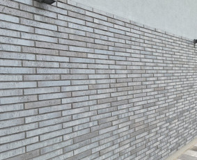 Klinkerio plytelių klijavimas, fūgavimas. Meistrų brigada - Klinkerio klijavimas - 3 Klinkerio klijavimas - Klinkerio plytelių klijavimas, fūgavimas. Meistrų brigada - 3
