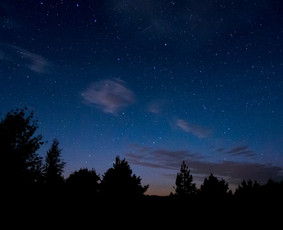 Sidabriškieji debesys birželio danguje