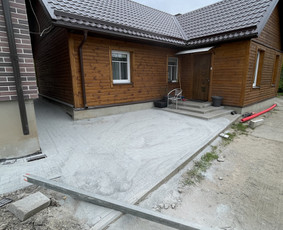 Trinkelių klojimas, aplinkos tvarkymas, laiptu betonavimas / Trinkeliuera / Darbų pavyzdys ID 3926122