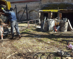 Statybinių ir buitinių atliekų išvežimas Vilniuje - Senų baldų išvežimas - 2 Senų baldų išvežimas - Statybinių ir buitinių atliekų išvežimas Vilniuje - 2