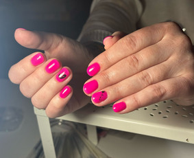 Manikiūras, pedikiūras, makiažas, antakiai Žirmūnuose / MB Breeze beauty / Darbų pavyzdys ID 3928150