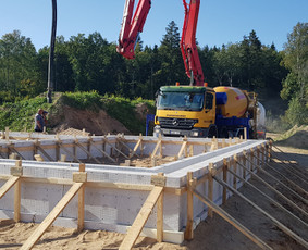 Statybos, apdaila - Pamatu irengimas,muro darbai,stogai. - 1