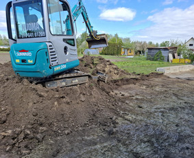Mini ekskavatoriaus paslaugos - Polių gręžimas - 2 Polių gręžimas - Mini ekskavatoriaus paslaugos - 2