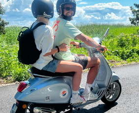Vespa Motoroleriu nuoma Klaipedoje - Motorolerių nuoma - 1 Motorolerių nuoma - Vespa Motoroleriu nuoma Klaipedoje - 1