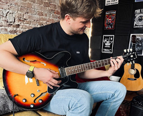 Studio34 - Vokalo, gitaros, pianino ir būgnų pamokos. / Studio 34 / Darbų pavyzdys ID 3938522