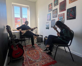 Studio34 - Vokalo, gitaros, pianino ir būgnų pamokos. / Studio 34 / Darbų pavyzdys ID 3938528