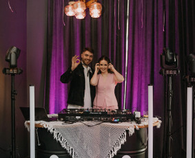 Dj Markes / Garso ir apšvietimo įranga - Djs - 4 Djs - Dj Markes / Garso ir apšvietimo įranga - 4