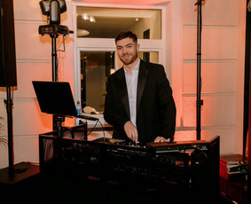 Dj Markes / Garso ir apšvietimo įranga / Matas Markevičius / Darbų pavyzdys ID 3941166