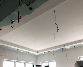 Оказываю услуги по установке и монтажу электропроводки - Elektrikai, elektros darbai - 1 Elektrikai, elektros darbai - Оказываю услуги по установке и монтажу электропроводки - 1