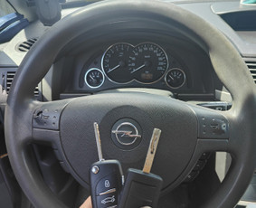 Automobilių raktų gamyba ir programavimas / Okauto_paslaugos / Darbų pavyzdys ID 3948160