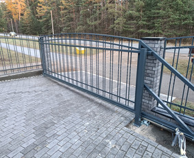 Kalviški gaminiai Tvoros Vartai Stumdomi turėklai stogeliai / Vladislav Zarumnyj / Darbų pavyzdys ID 3949284