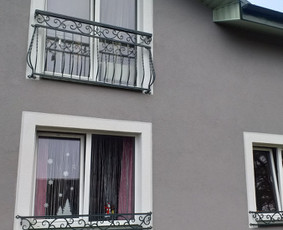Kalviški gaminiai Tvoros Vartai Stumdomi turėklai stogeliai - Balkonų turėklai - 4 Balkonų turėklai - Kalviški gaminiai Tvoros Vartai Stumdomi turėklai stogeliai - 4