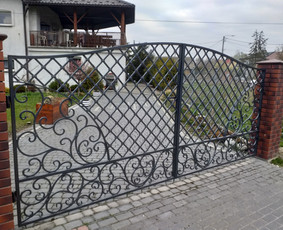 Kalviški gaminiai Tvoros Vartai Stumdomi turėklai stogeliai / Vladislav Zarumnyj / Darbų pavyzdys ID 3950138